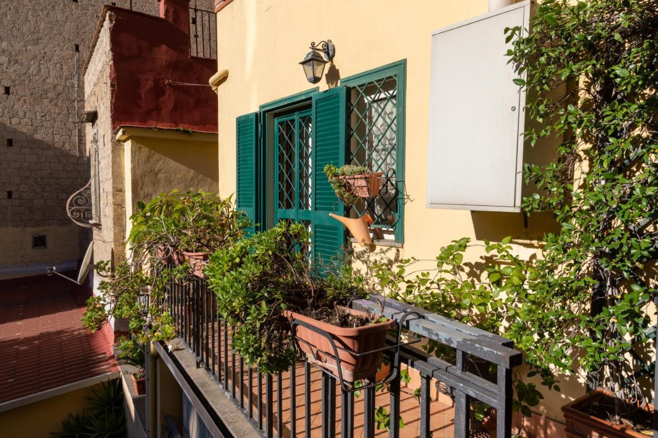 Colored House Until 7 People Above Sqplebiscito Naples Exterior photo